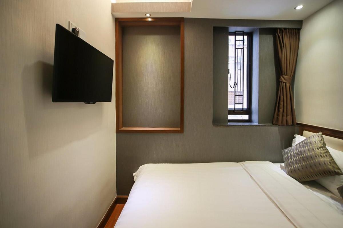 Double Room,1373387408:JPEG
